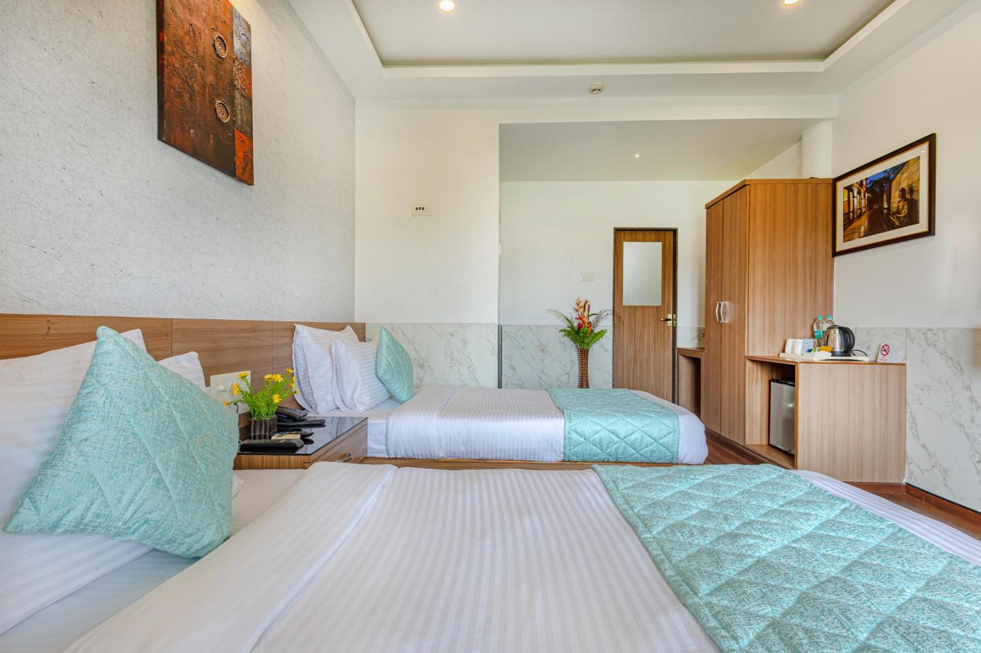 Salcete Beach Resort Colva Exteriör bild