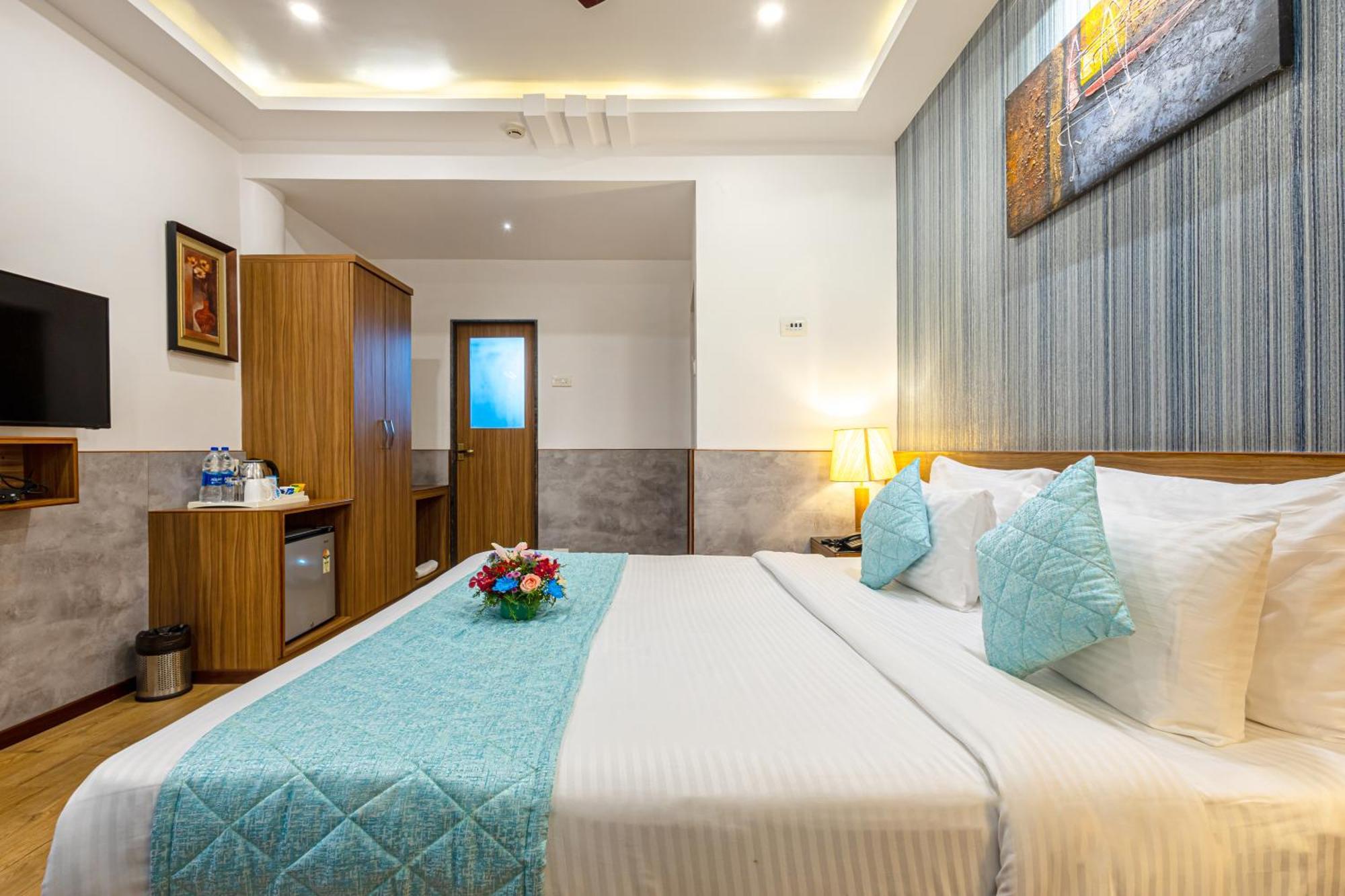 Salcete Beach Resort Colva Exteriör bild