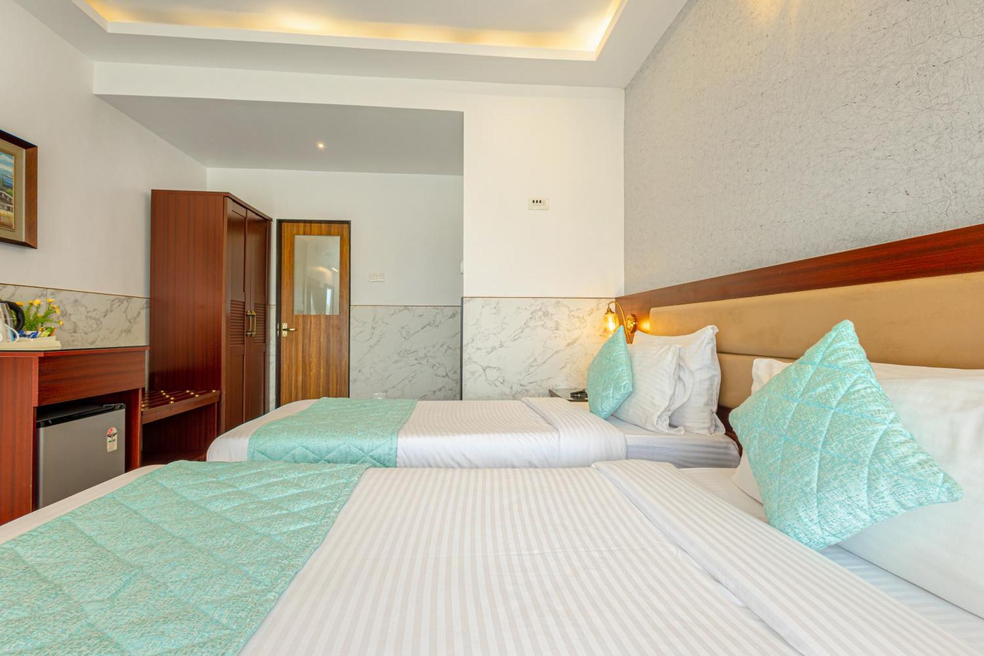 Salcete Beach Resort Colva Exteriör bild