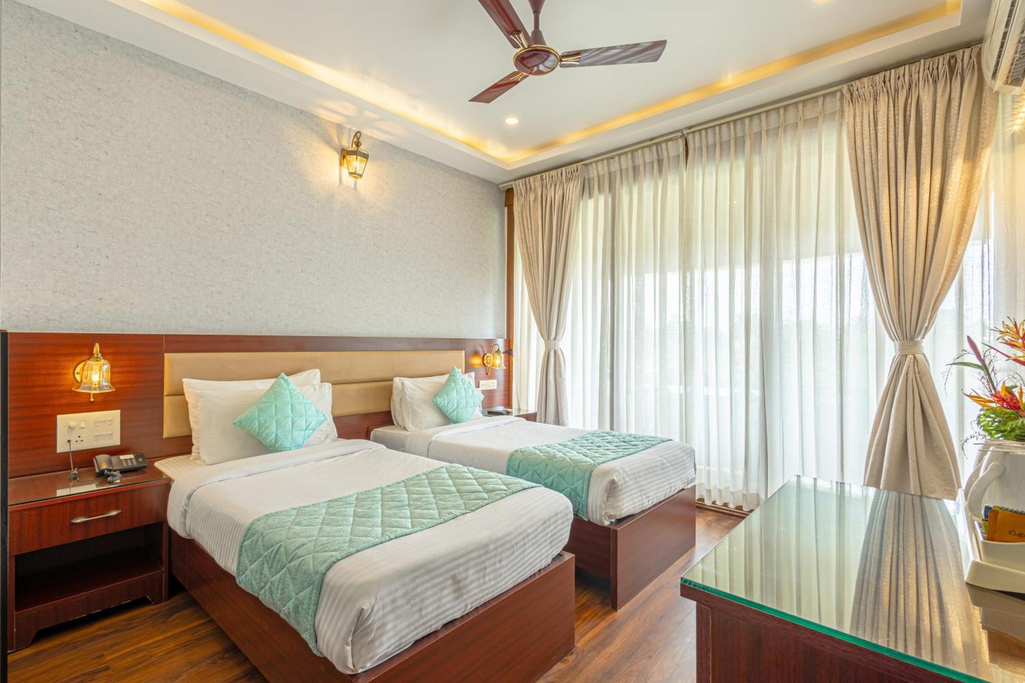 Salcete Beach Resort Colva Exteriör bild