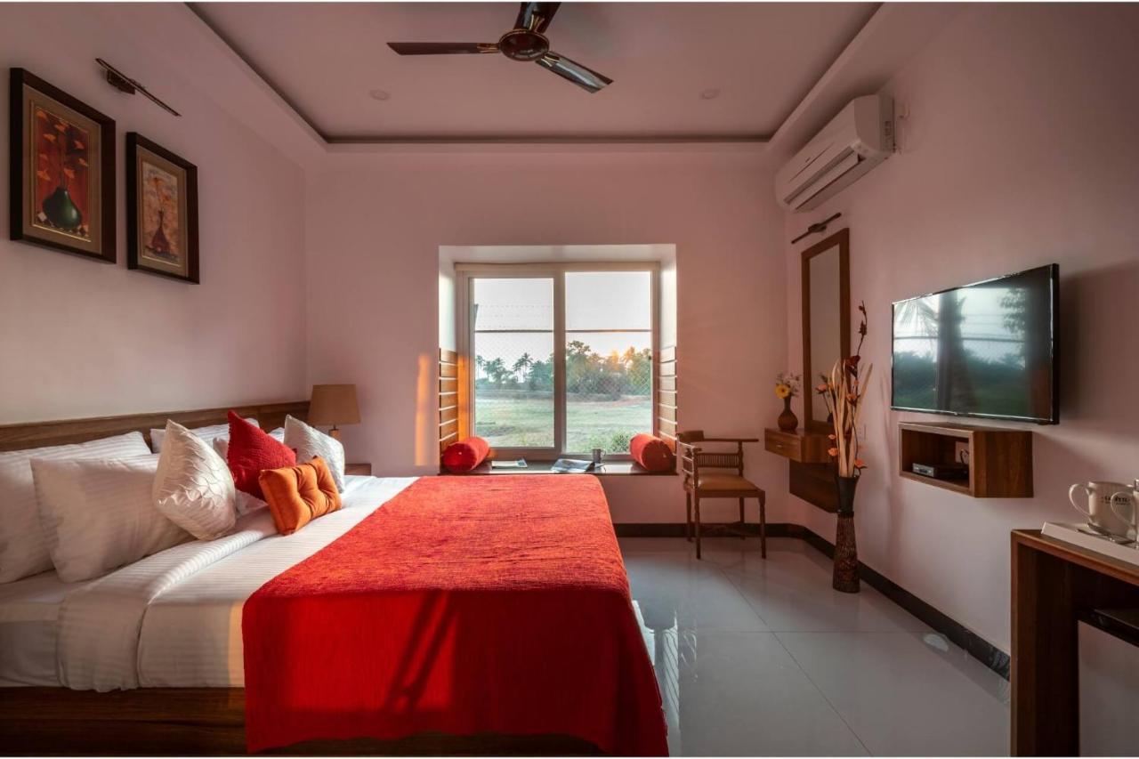 Salcete Beach Resort Colva Exteriör bild